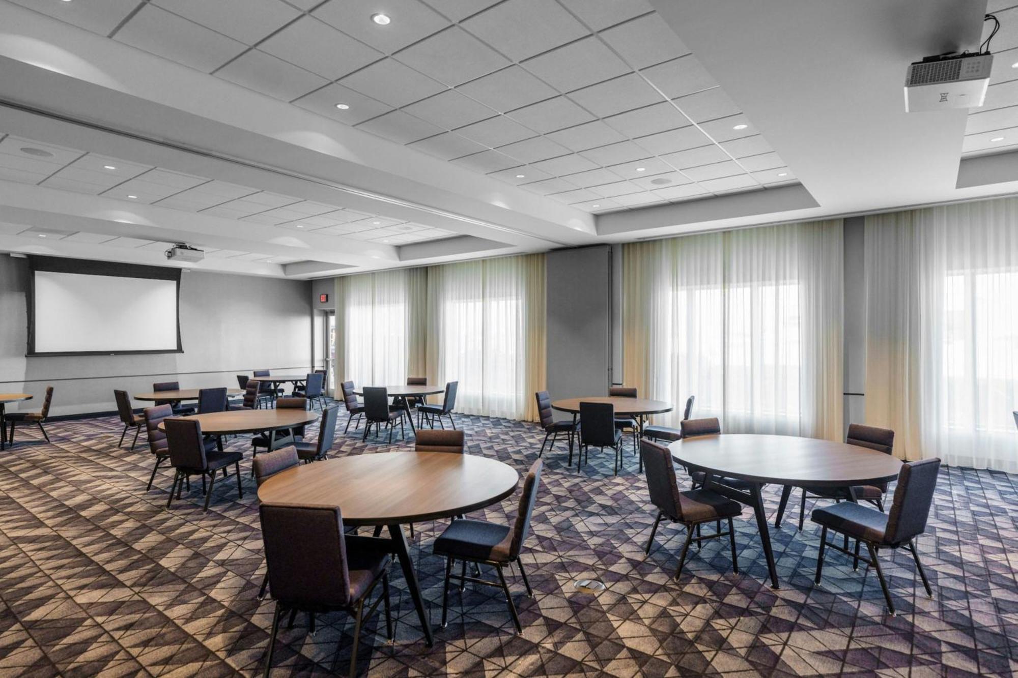 Courtyard By Marriott Indianapolis Fishers Buitenkant foto
